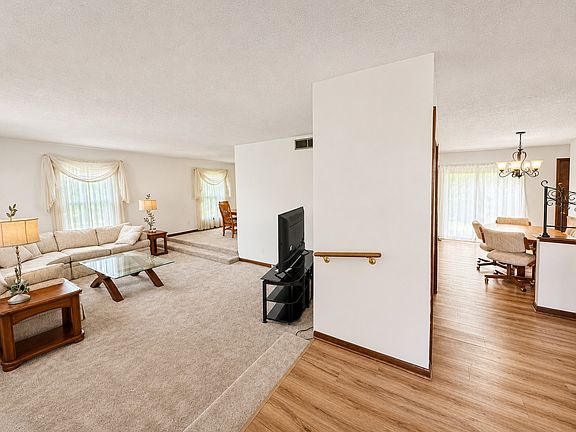 4th image of 508 S 8th St
