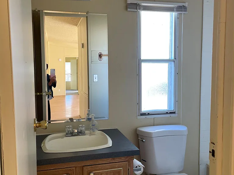 807 Katherine Ave — Photo 12