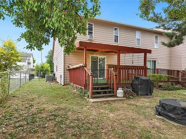 1312 E 123rd Ter APT A