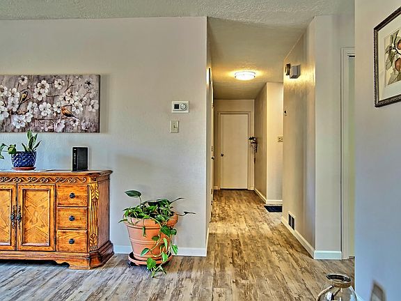 4980 Quail Ridge Dr NW-large-025-26-QRD