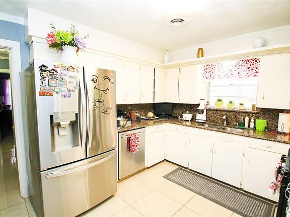 5th image of 113 Terrace Dr