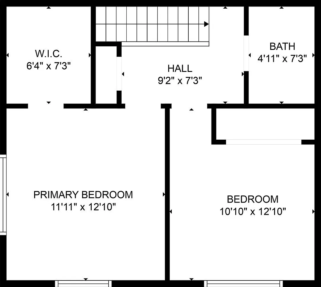 Updated 2BR Apartment in Everett — Photo 3
