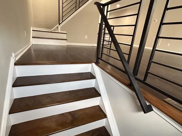 7825 Chelwynde Ave, Philadelphia, PA 19153