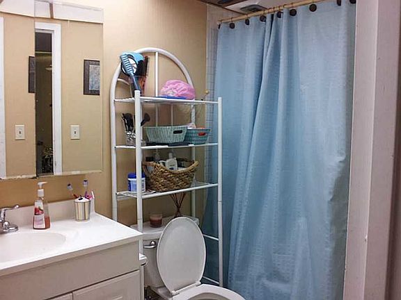 3rd image of 200 177th Dr APT 506