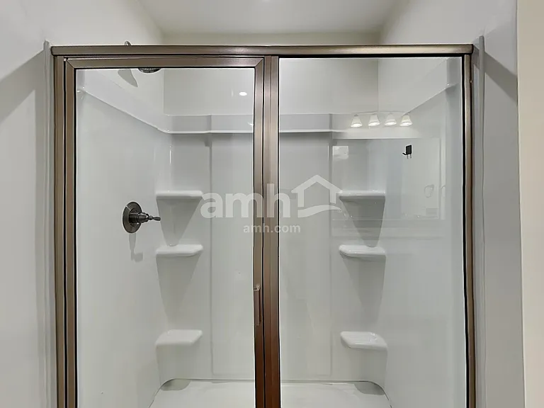 553 Larragan Dr — Photo 13