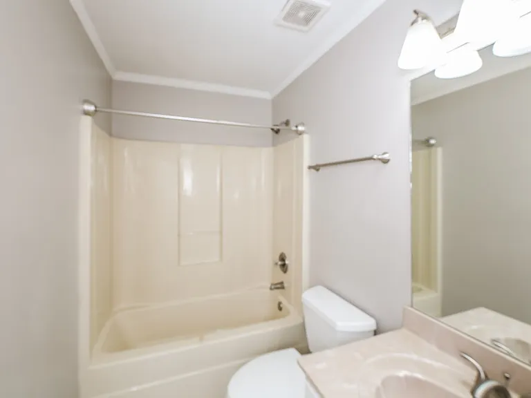956 Jessica Lauren Cv — Photo 14