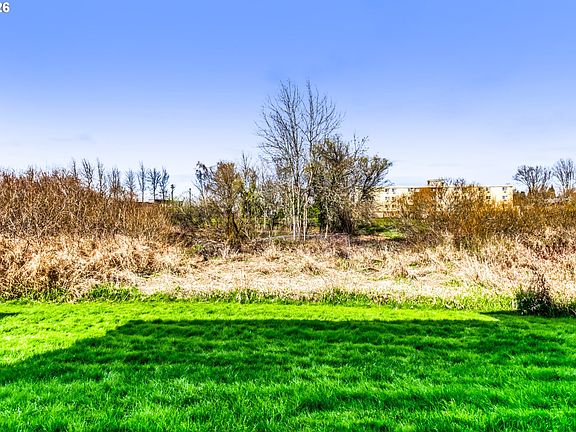 5th image of 11046 SW Greenburg Rd