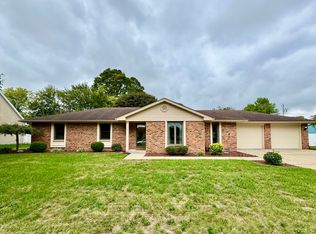 728 S Sycamore Rd, Seymour, IN 47274