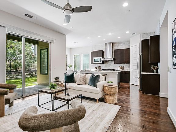 5th image of 2807 Del Curto Rd Unit J