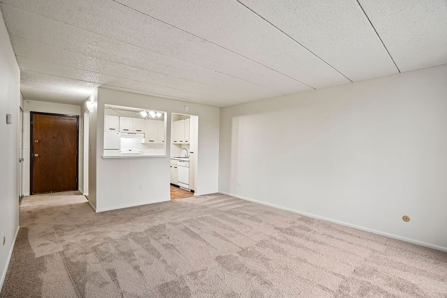15075 Lincoln St, photo 12