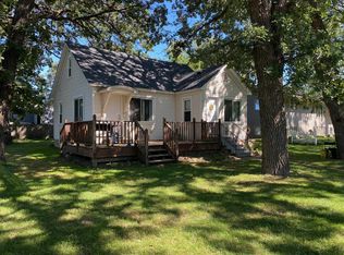 212 7th St NE, Little Falls, MN 56345