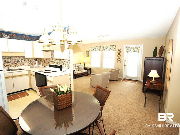 3rd image of 2200 W 2nd St #204-A