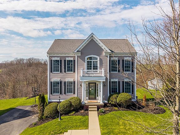 2nd image of 1024 Greenfield Dr