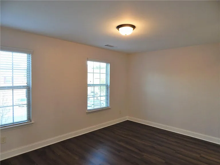 2441 Melton Common Dr — Photo 71