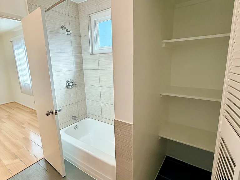 1138 Hacienda Place — Photo 37
