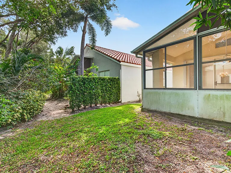 5225 Brookview Dr — Photo 82