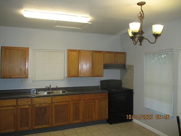 Kitchen to Right