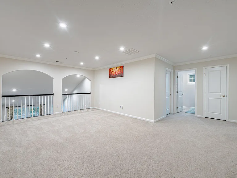 3053 Mahican Cir — Photo 18