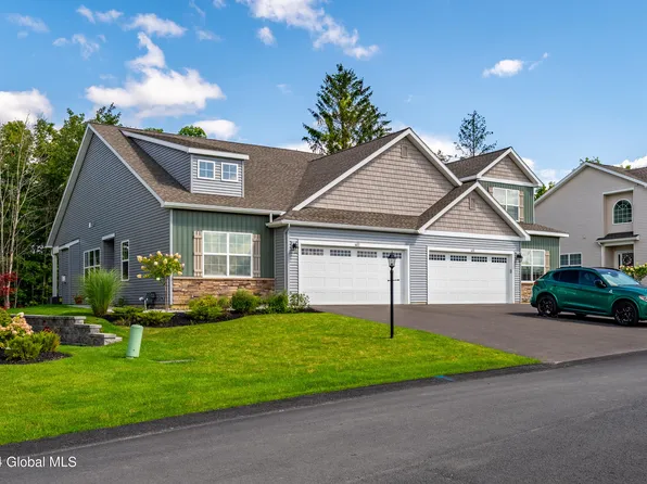 402 Casale Court, Troy, NY 12180