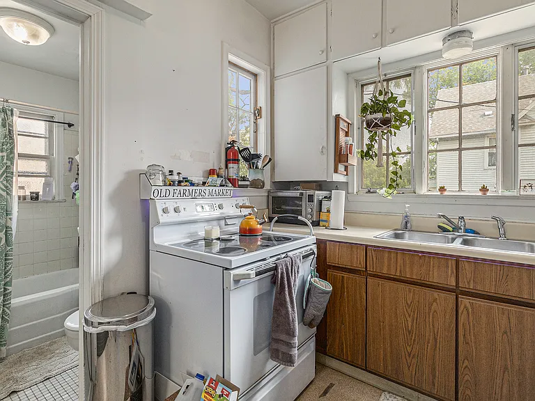 407 N Ashley St #2 — Photo 9