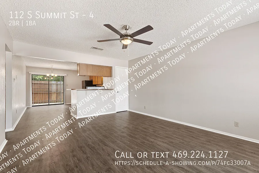 112 S Summit St #4