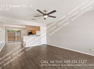 112 S Summit St #4, Red Oak, TX 75154