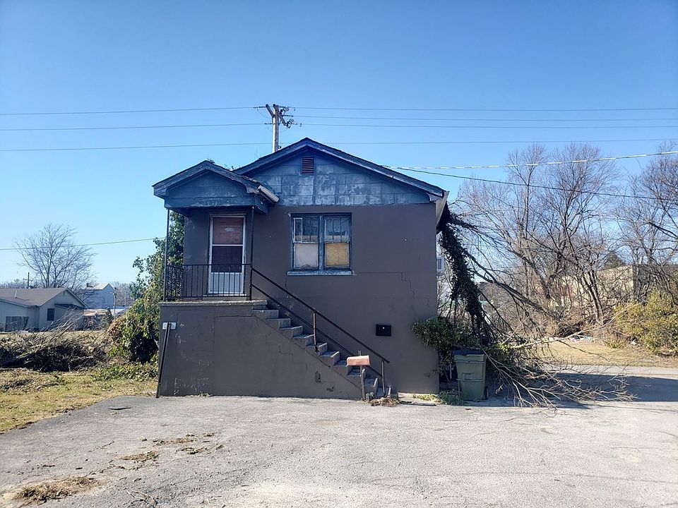 2nd image of 1199 Walnut St