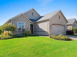 3670 Ponds Edge Ct, De Pere, WI 54115