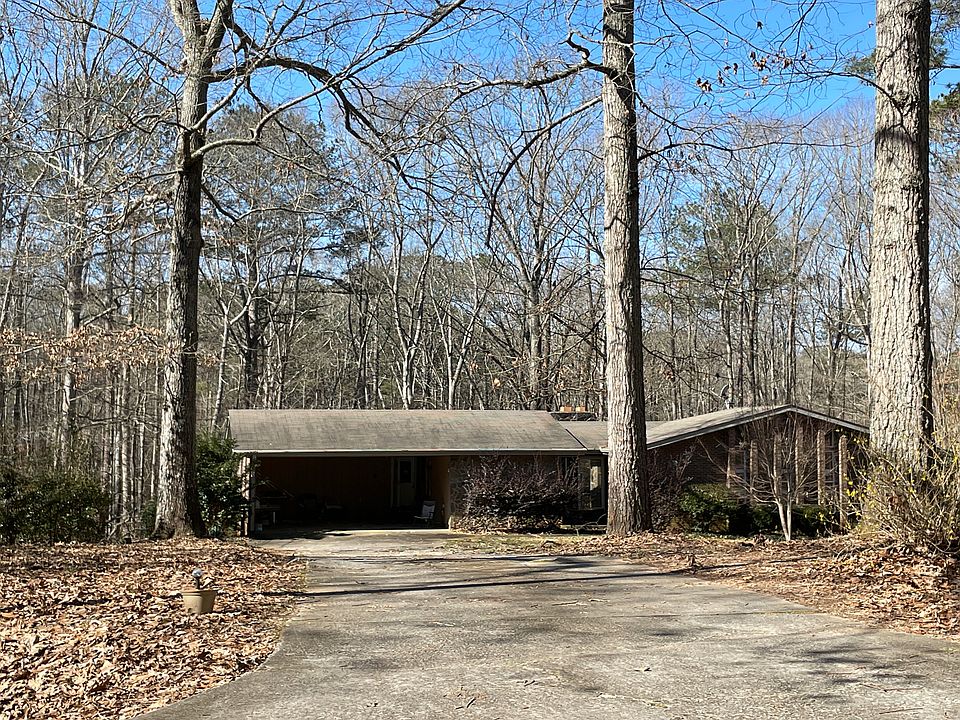 1st image of 131 Creekwood Dr