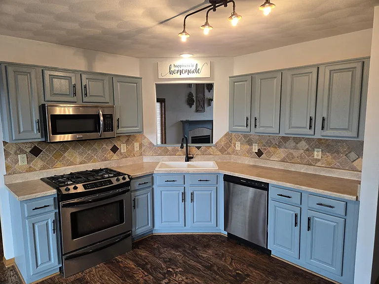 535 Westfield Dr — Photo 14