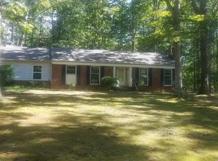 995 Shadwell Rd, Keswick, VA 22947