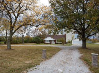 10814 Lower Huntington Rd, Roanoke, IN 46783