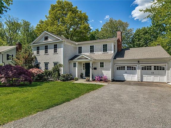 2nd image of 98 Southwood Dr