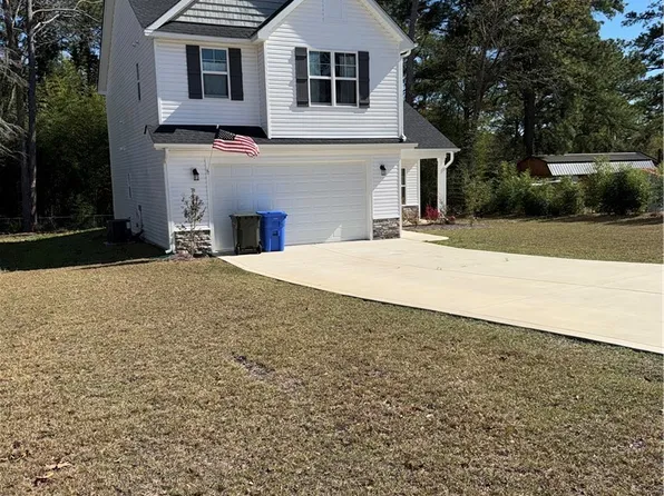 360 Summer Hill Rd, Fayetteville, NC 28303