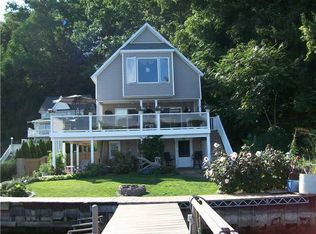 3100 Bay Front Ln S, Rochester, NY 14622