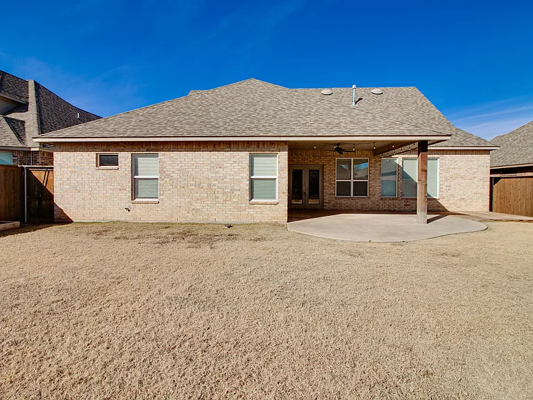 5616 Saint James Pl — Photo 41