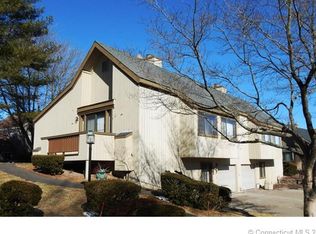 475 Commanche Ln #A, Stratford, CT 06614