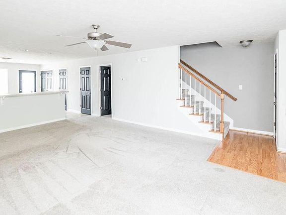 2nd image of 655 Wyndhurst Dr