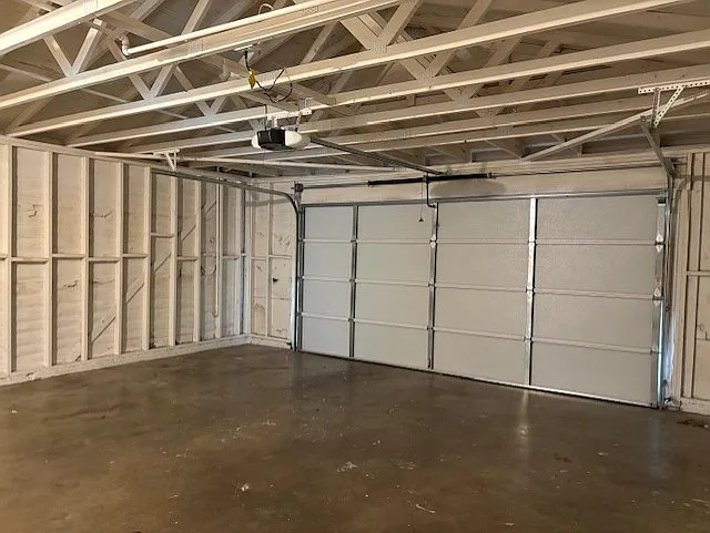 2300 E Orangeburg Ave — Photo 37