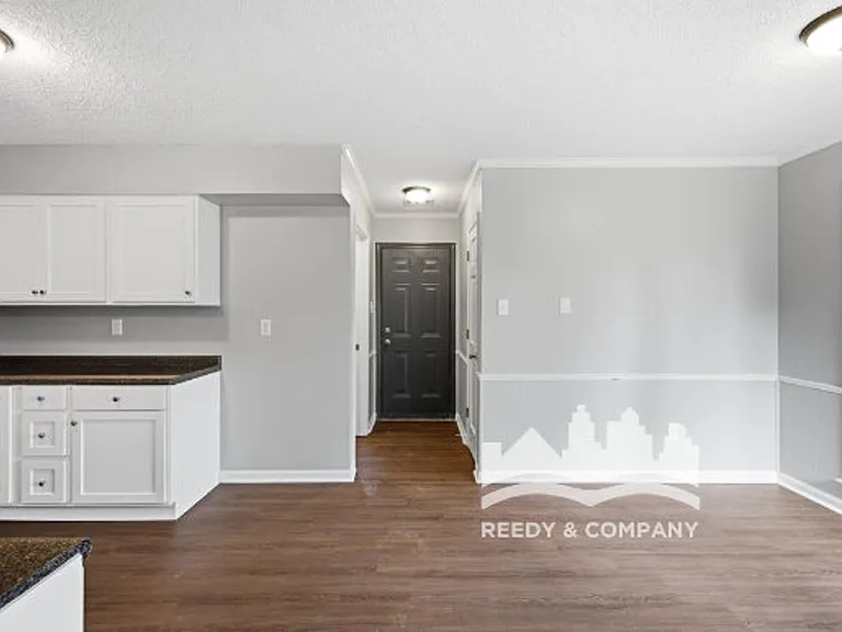6213 Holly Park Dr — Photo 15