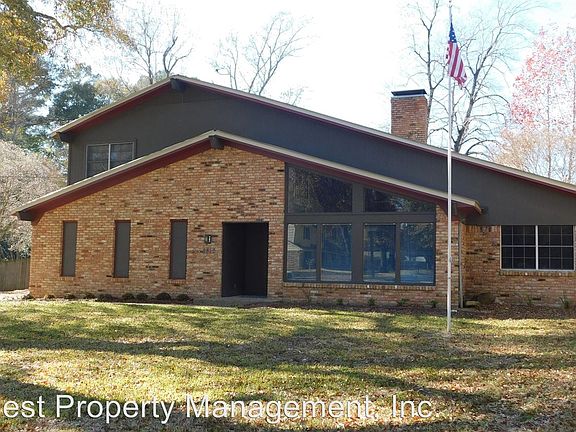 3rd image of 2810 Stonewall Ct