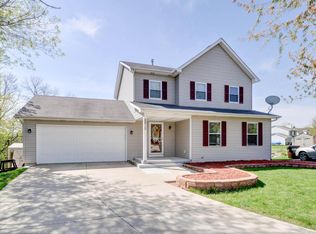 2815 Sandpiper Ln, Racine, WI 53402