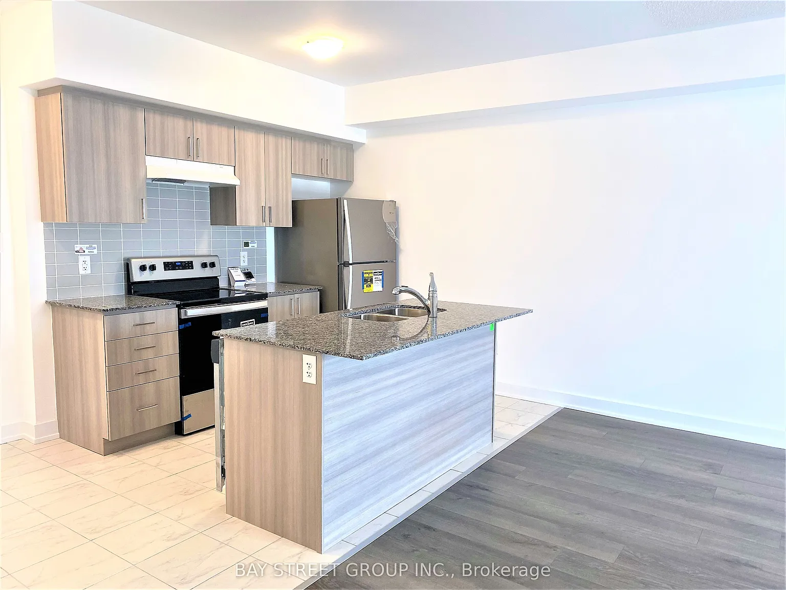 2 bed, $2,150 — Photo 4