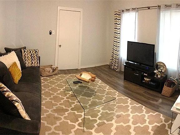 5th image of 1714 Summer St Unit A