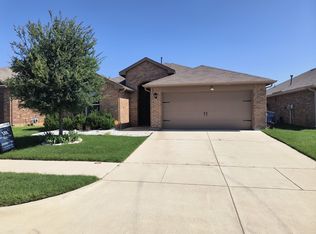 805 Rutherford Dr, Crowley, TX 76036