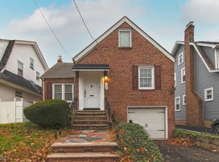 20 Grove St, Bloomfield, NJ 07003