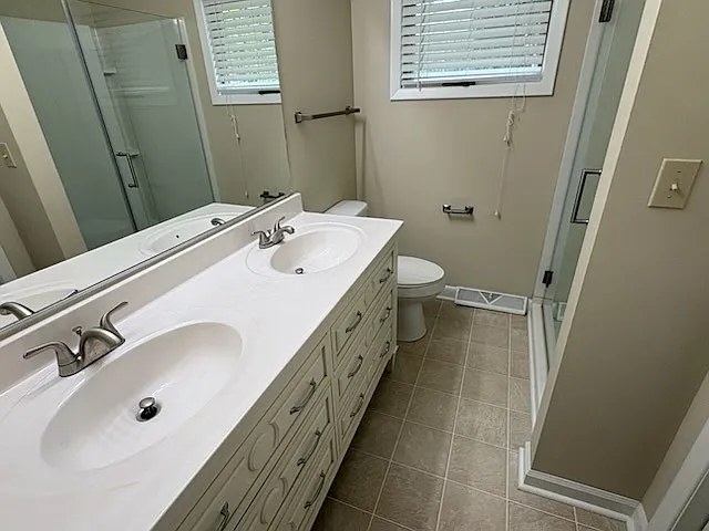 24 Culbreth Ave — Photo 11