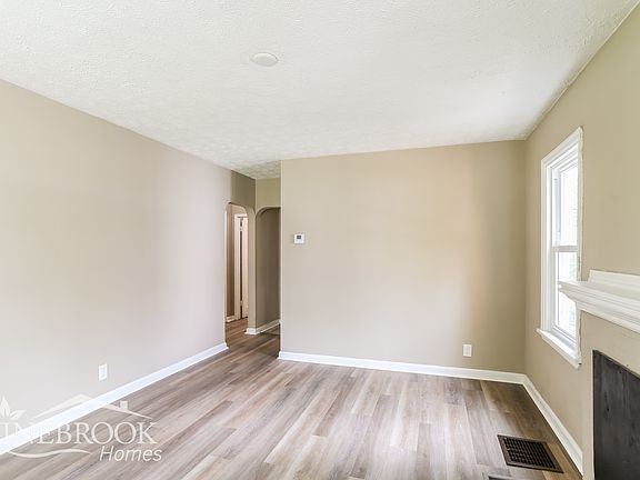 4th image of 533 S Napoleon Ave