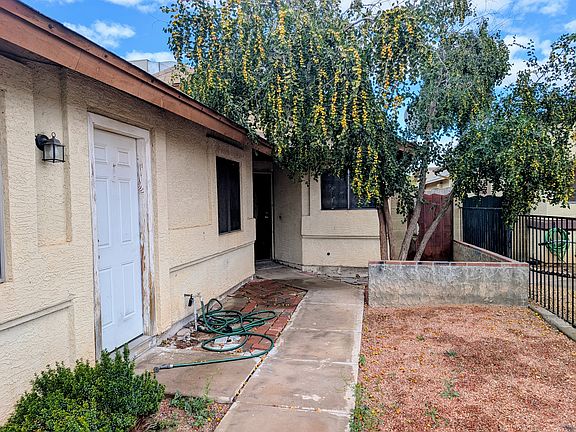 2nd image of 8232 W Shangri La Rd