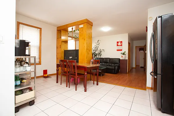 Sold by Keller Williams Realty Landmark | media 8